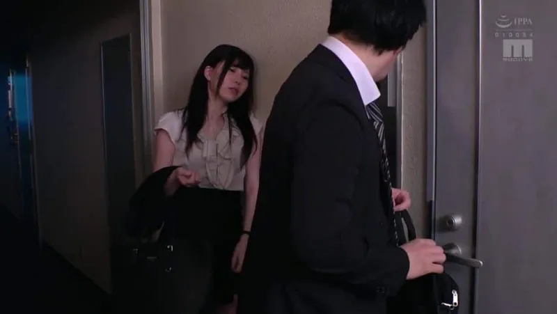 Người vợ nhà sát bên nhận nhầm tôi là anh xã trong một hôm say xỉn